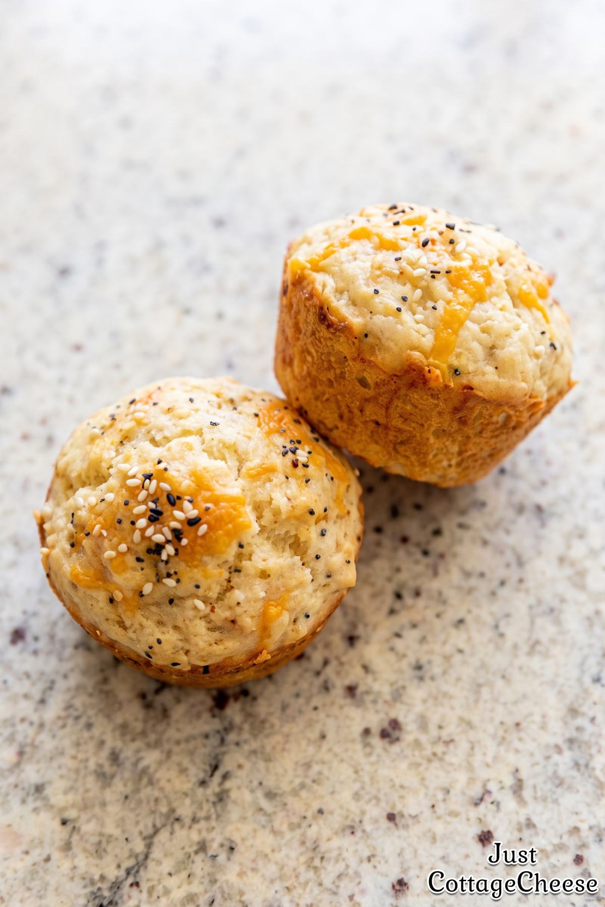 Cottage cheese everything bagel muffins