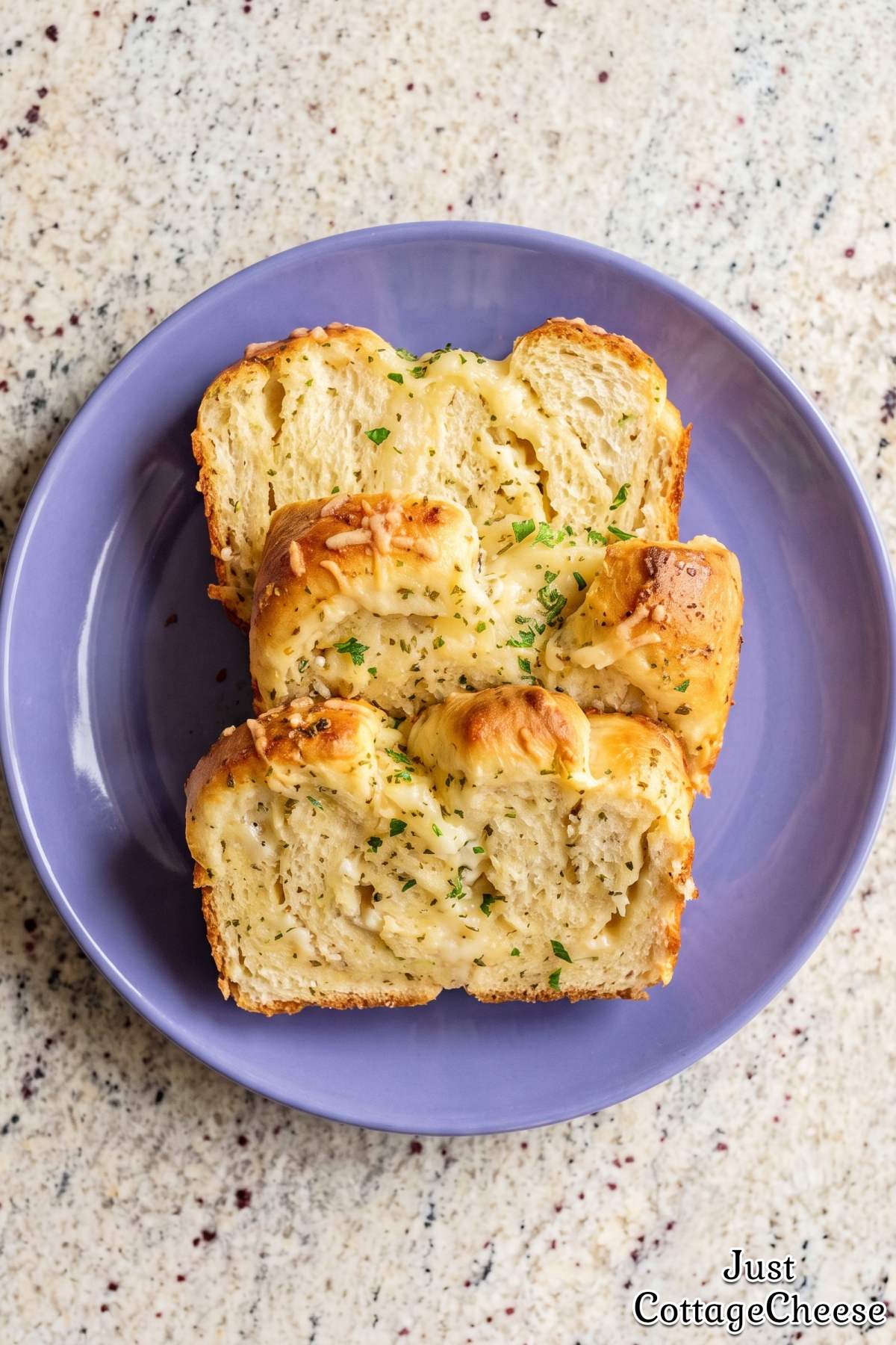 Garlic parmesan pull-apart bread