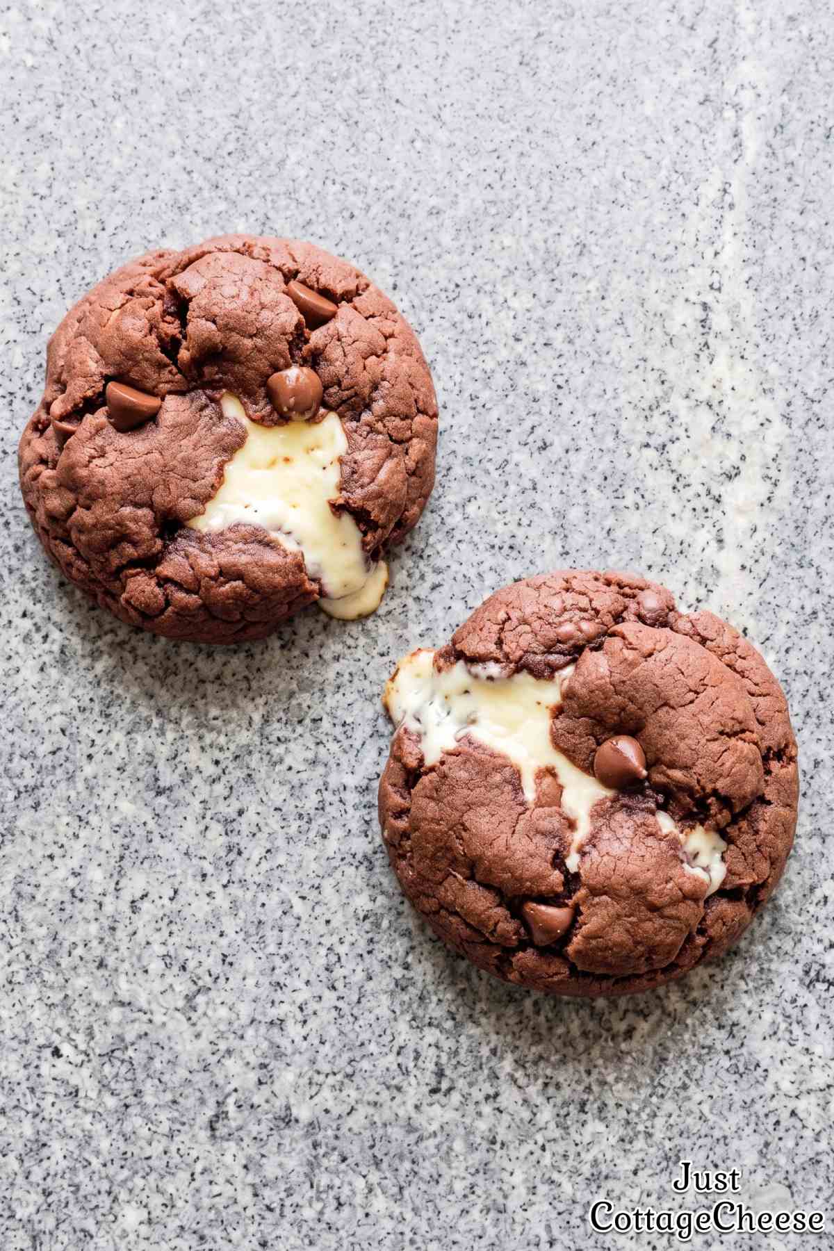 Rich protein chocolate stuffed cookies