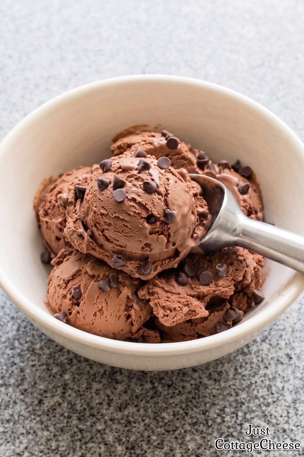Creamy cottage cheese chocolate fudge ice cream