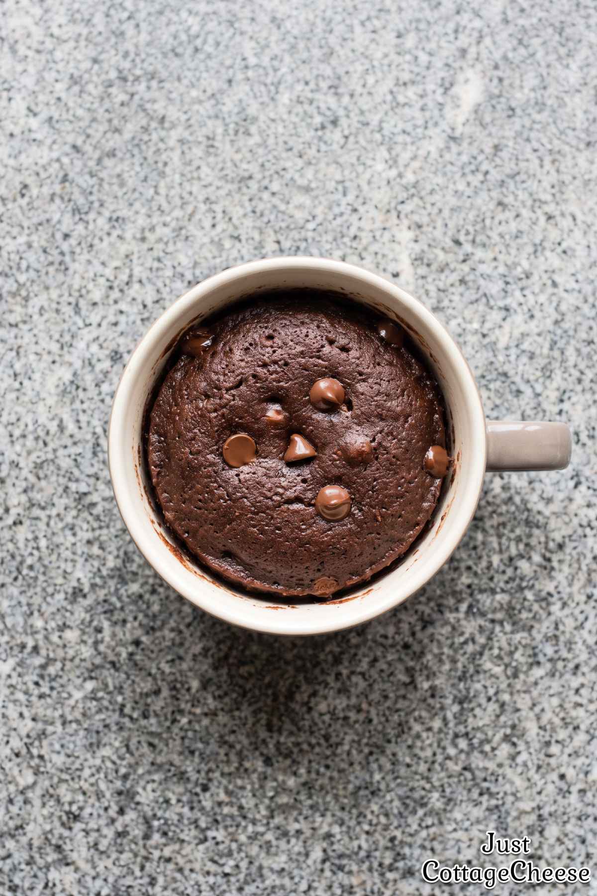 Fluffy protein chocolate mug cake