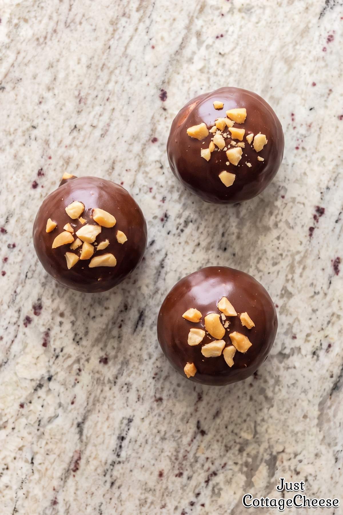 Chocolate peanut butter protein truffles