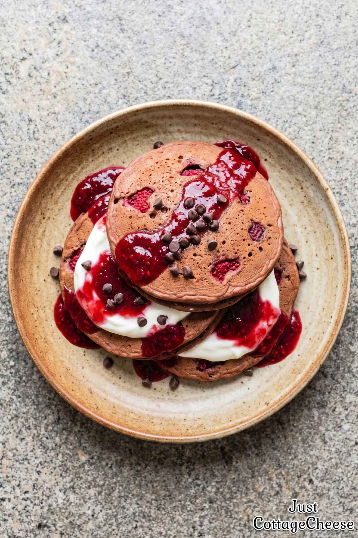 Creamy cottage cheese chocolate pancakes