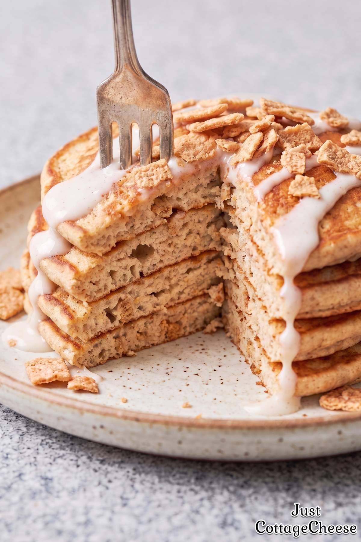 Cinnamon cereal protein pancakes