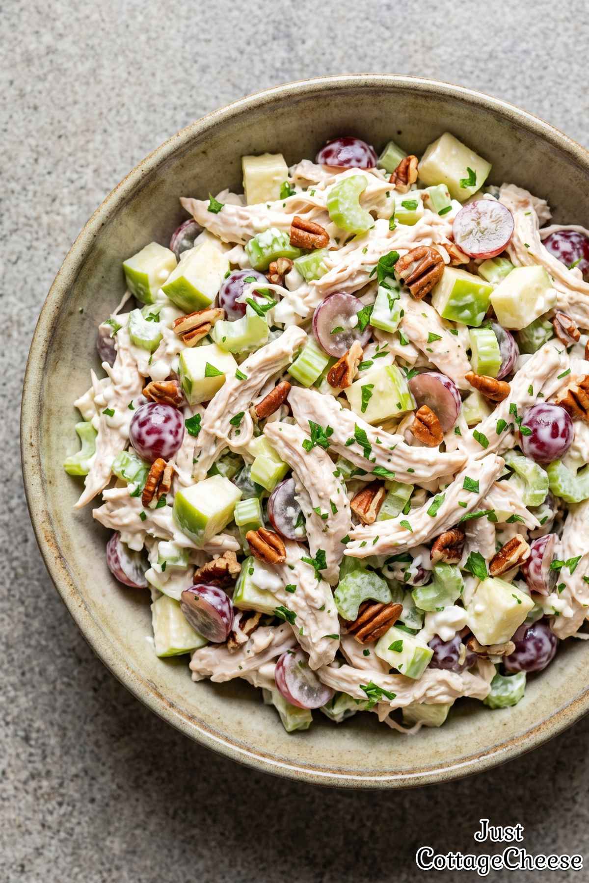 Creamy and crispy protein chicken salad