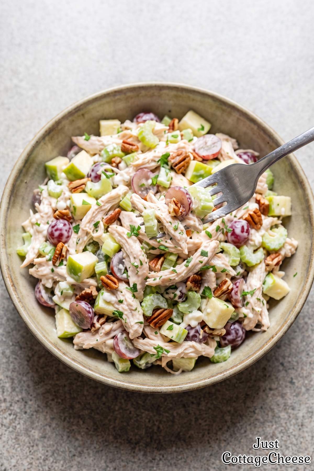 Creamy cottage cheese protein chicken salad