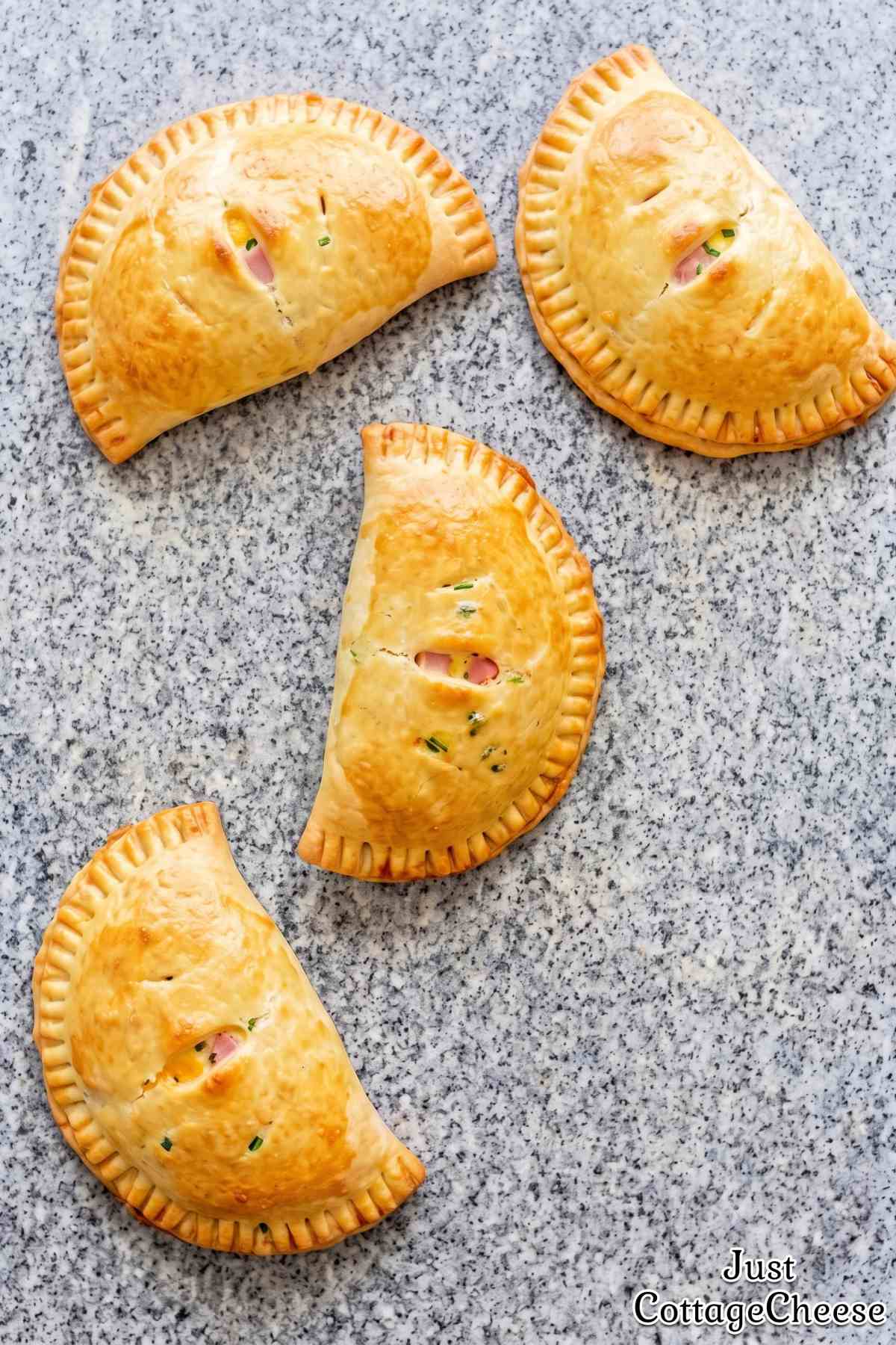 Rustic ham and cottage cheese pastries