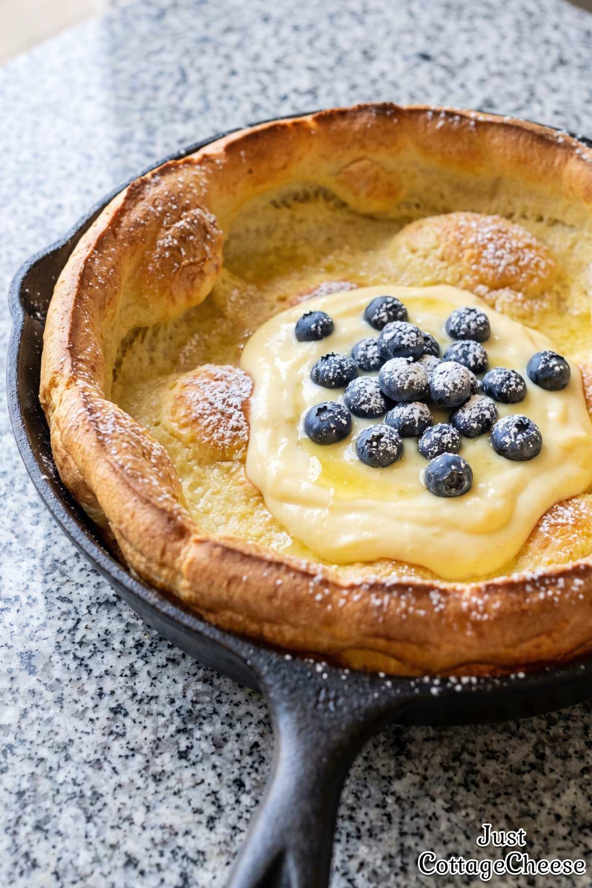 Puffed cottage cheese lemon pancake