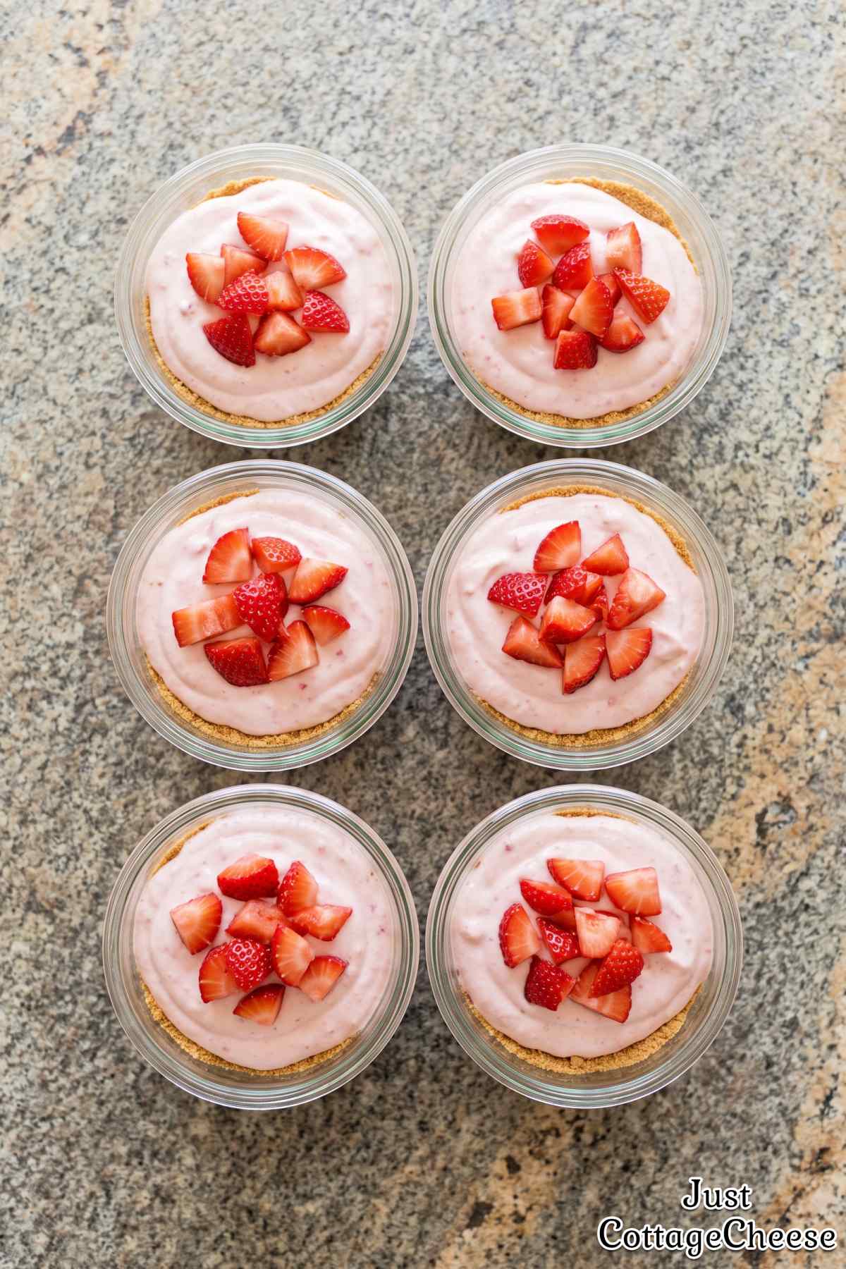 Sweet protein cheesecake cups