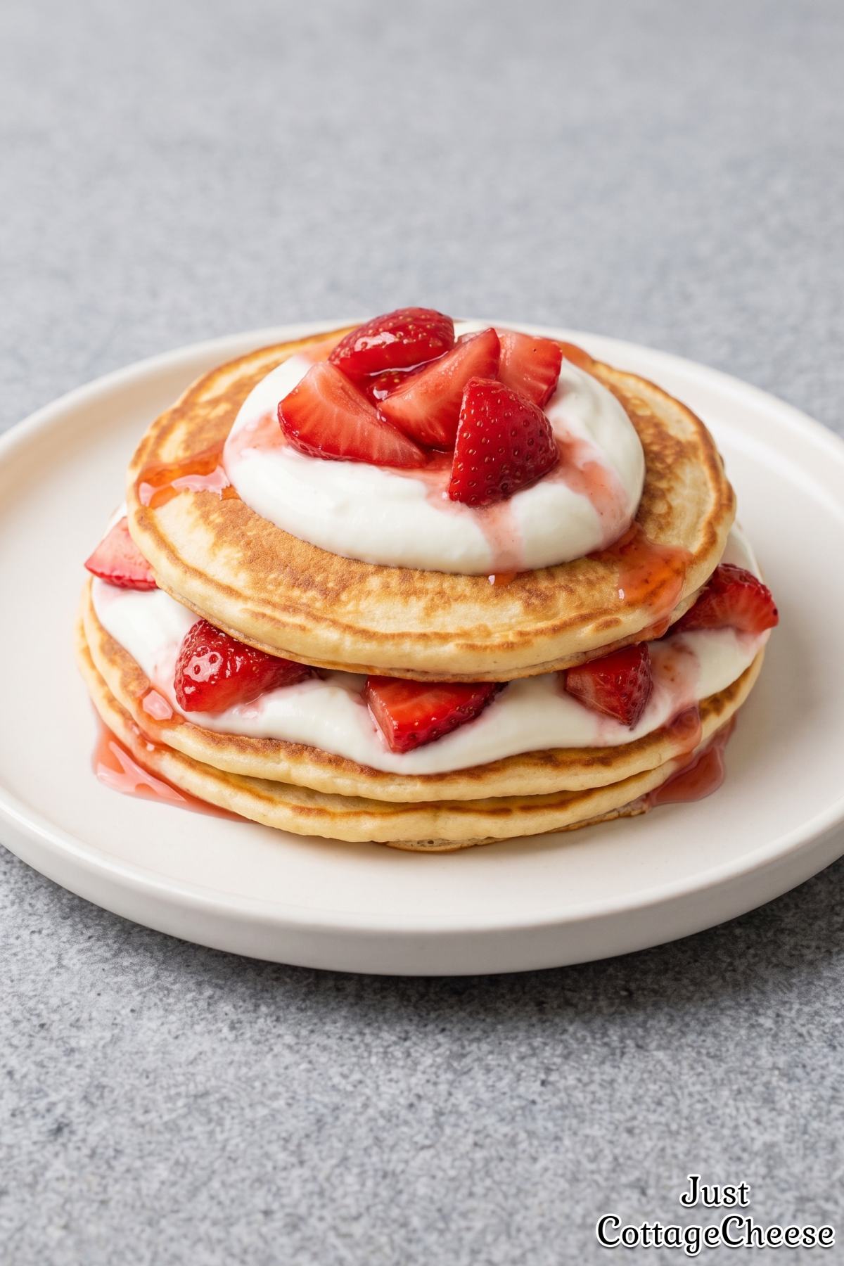 Protein pancakes with fresh strawberries