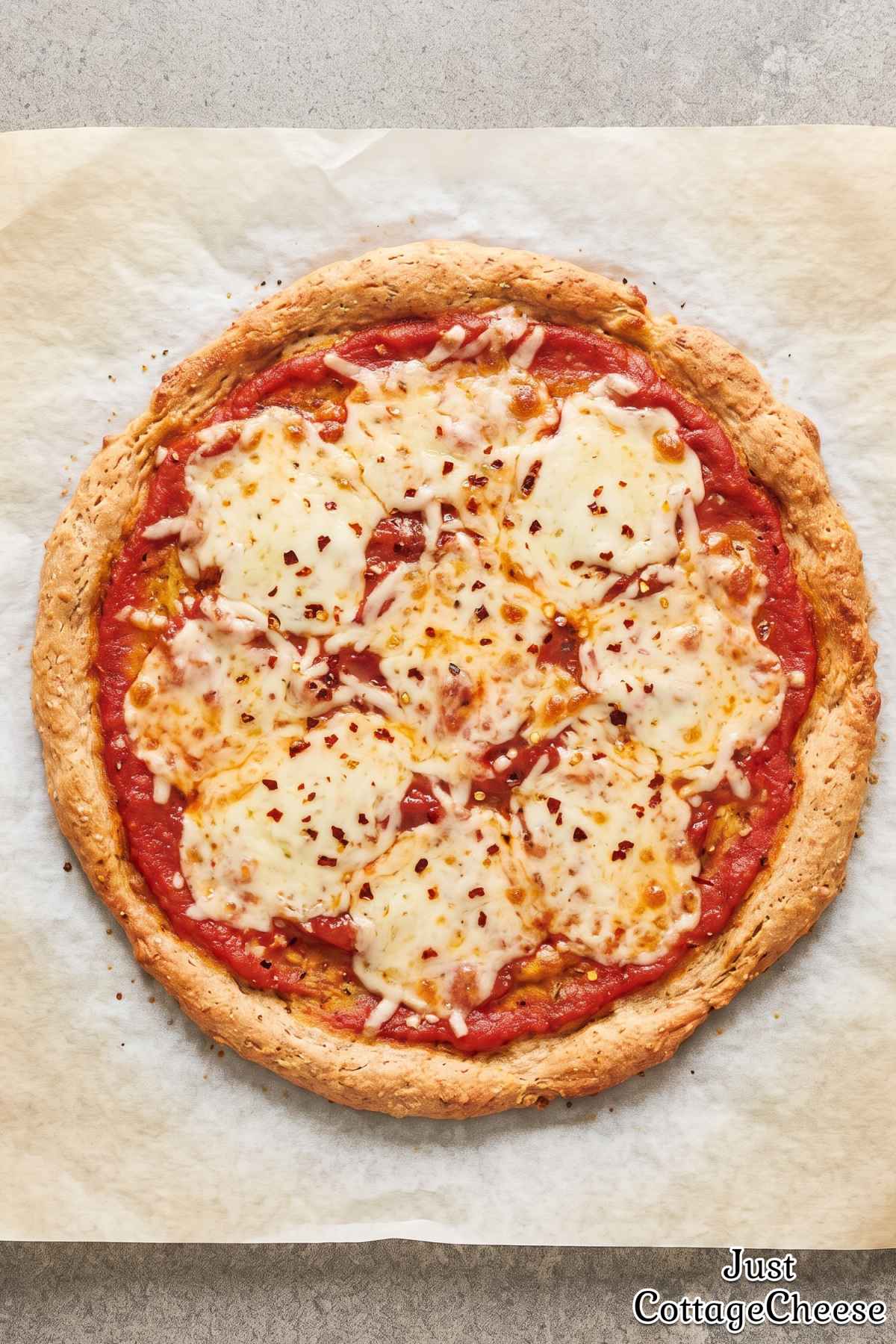 Wholesome spelt pizza crust dough