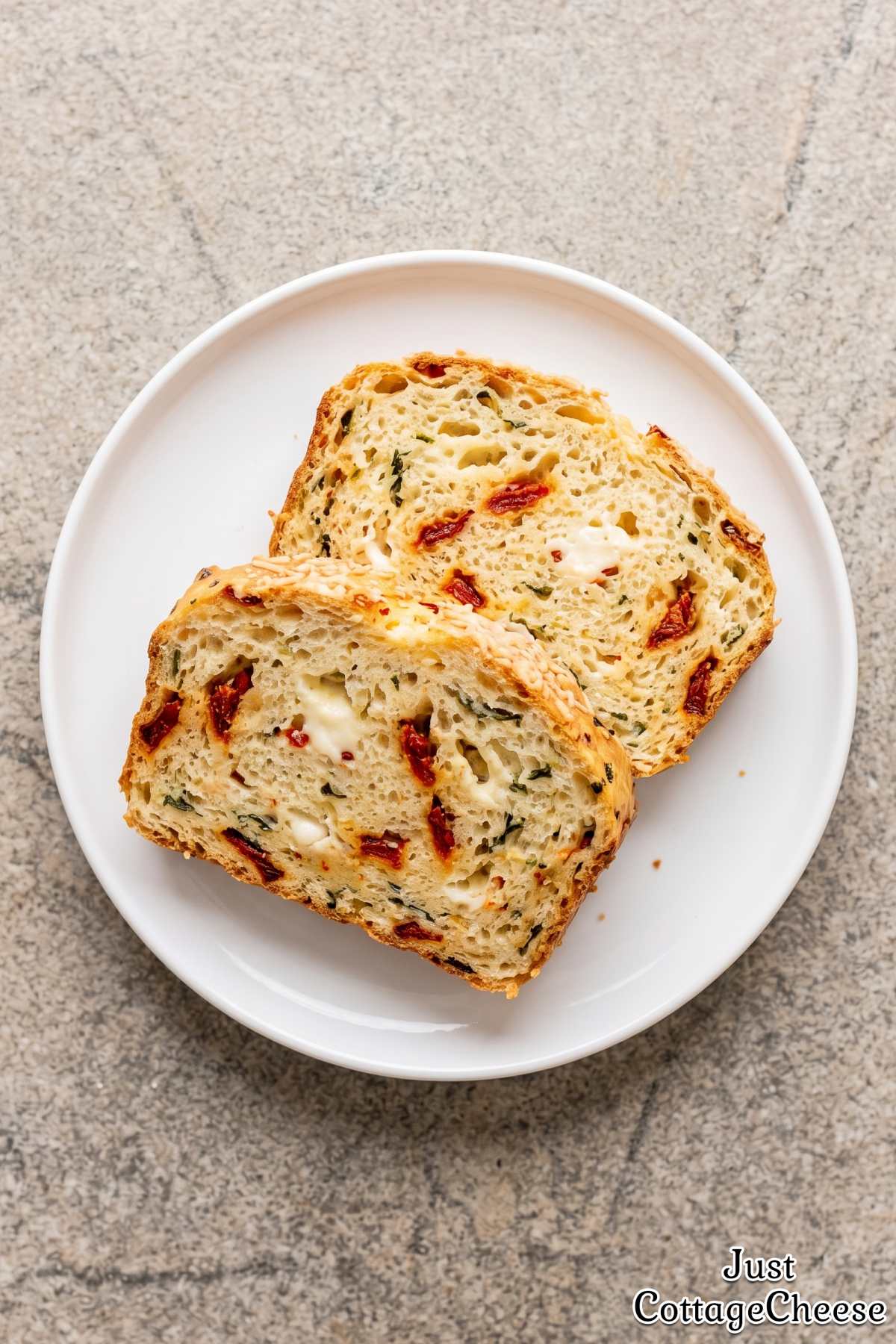 Cottage cheese sun-dried tomato basil bread