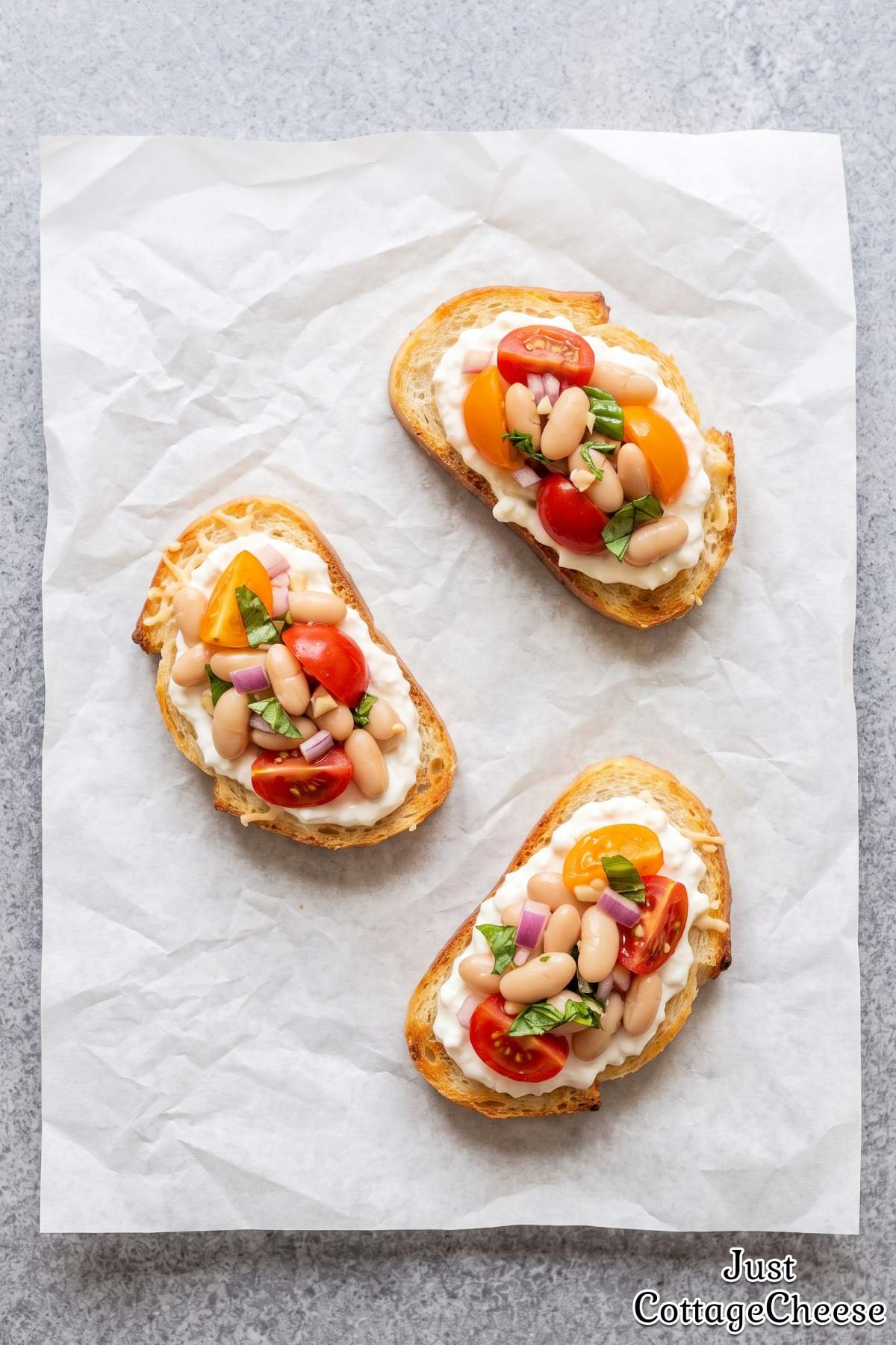 Easy white bean and cottage cheese bruschetta